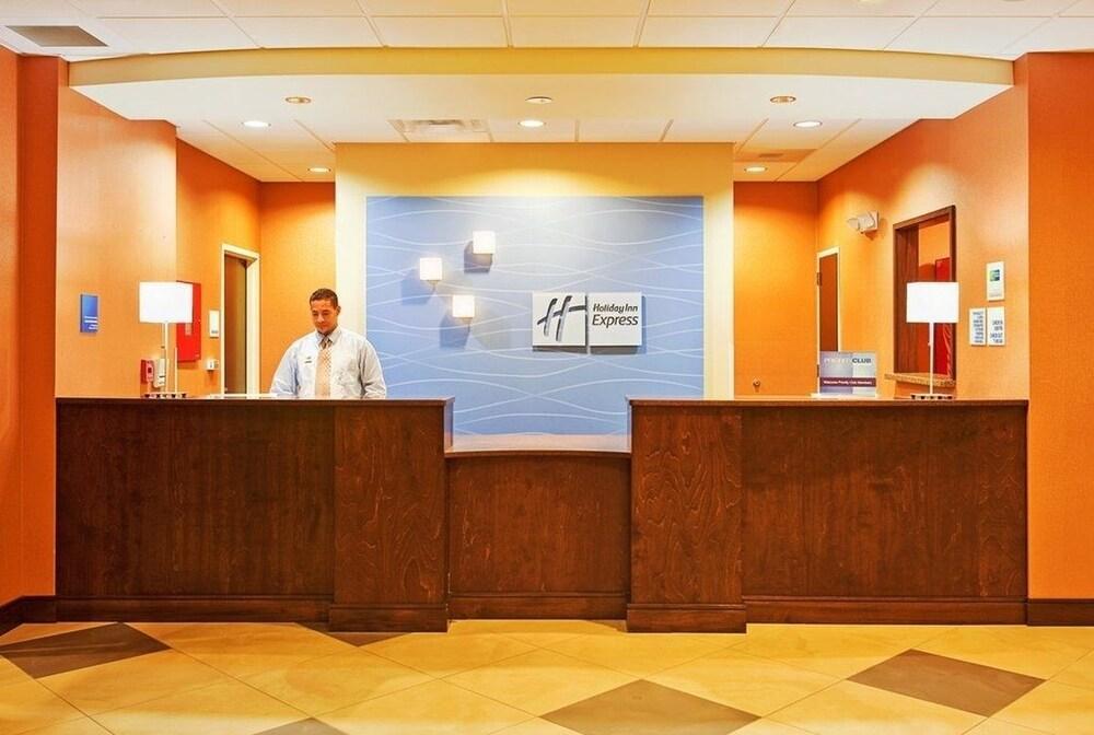 Holiday Inn Express & Suites San Antonio Frost Bank Center By Ihg Zewnętrze zdjęcie