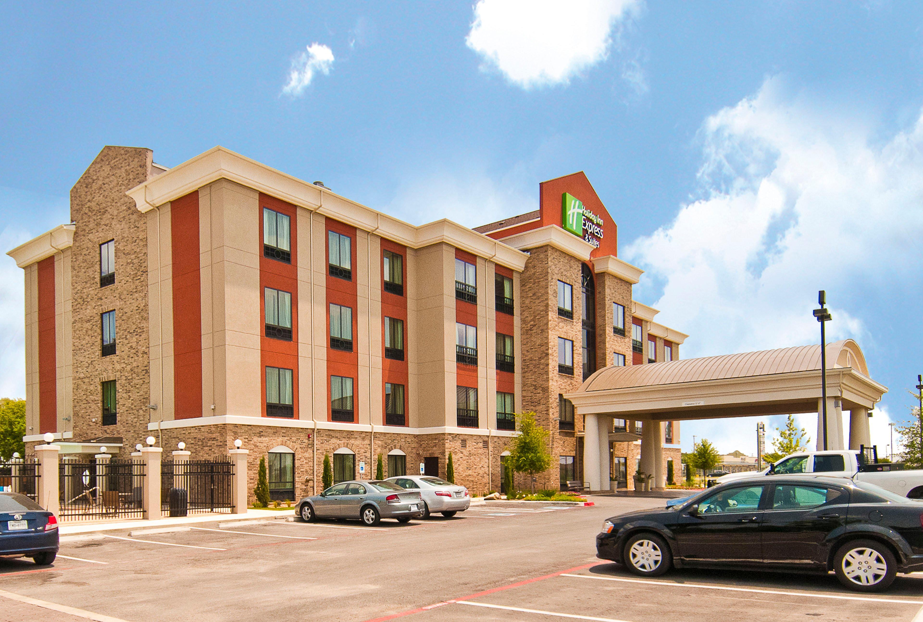 Holiday Inn Express & Suites San Antonio Frost Bank Center By Ihg Zewnętrze zdjęcie