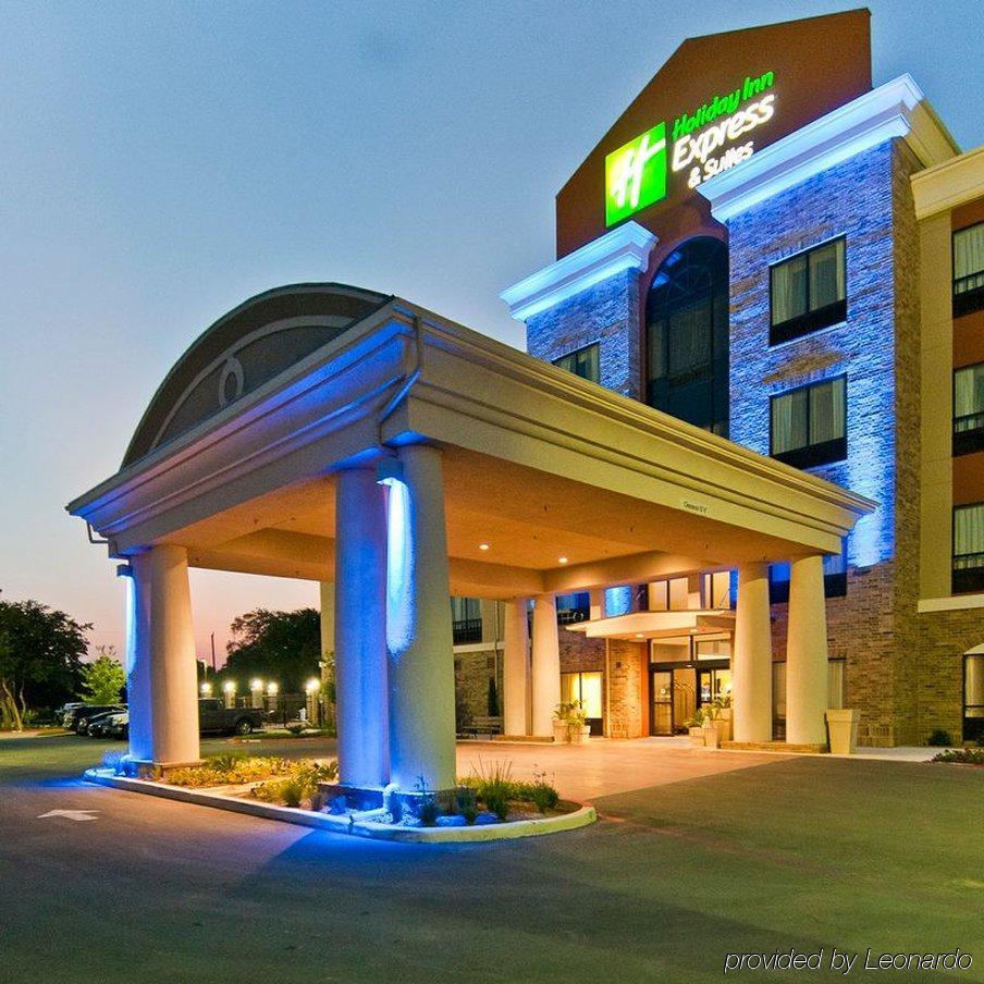 Holiday Inn Express & Suites San Antonio Frost Bank Center By Ihg Zewnętrze zdjęcie